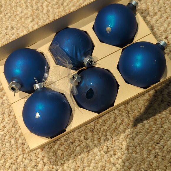 Vintage Coby Glass Christmas Ornaments Blue Bulbs Lot of 6 Box Retro - Picture 5 of 6